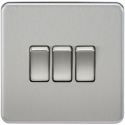 KNIGHTSBRIDGE SF4000BC SCREWLESS FLATPLATE 3 GANG SWITCH