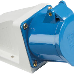 IN008 16 AMP 2 PIN & EARTH 240 VOLT ANGLED SURFACE SOCKET