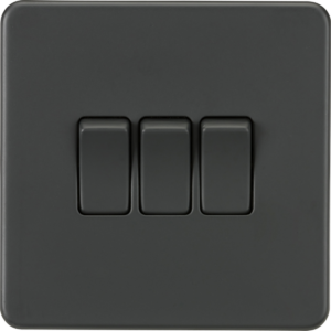 KNIGHTSBRIDGE SF4000AT SCREWLESS FLATPLATE 3 GANG SWITCH