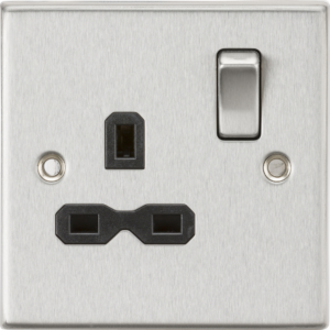 KNIGHTSBRIDGE CS7BC 13A 1 GANG DP SWITCHED SOCKET (BLACK INSERT)