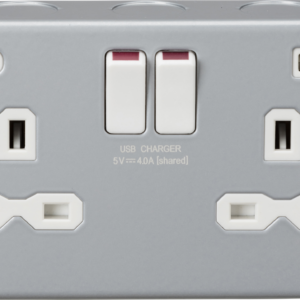 KNIGHTSBRIDGE MR9940 2 GANG 13AMP SWITCH SOCKET WITH DUAL USB CHARGER