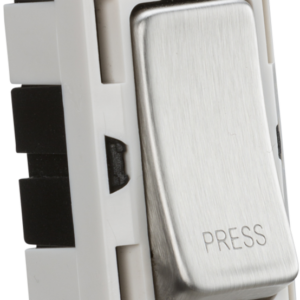 KNIGHTSBRIDGE GDM006 20AMP SINGLE POLE RETRACTIVE 2 WAY GRIDSWITCH MODULE MARKED PRESS