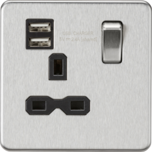 KNIGHTSBRIDGE SFR9124BC SCREWLESS 1 GANG SWITCHED SOCKET C/W DUAL USB ADAPTOR