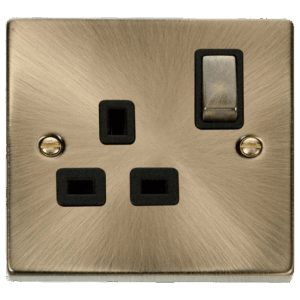 CLICK VPAB535BK DECO ANTIQUE BRASS INGOT 1 GANG 13A 2 POLE SWITCHED SINGLE SOCKET BLACK INSERT