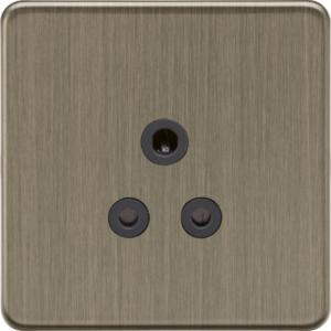 KNIGHTSBRIDGE SF5AAB SCREWLESS FLATPLATE 5AMP UNSWITCHED SINGLE SOCKET